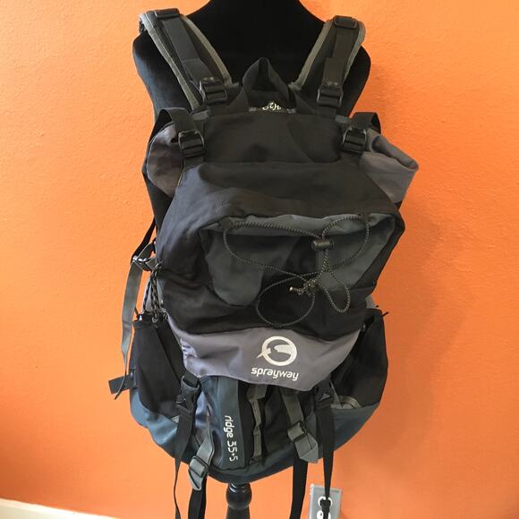 Sprayway Ridge 35L +5 Day Pack Backpack Survival Rucksack Bag Hiking Grey Black - Picture 2 of 15